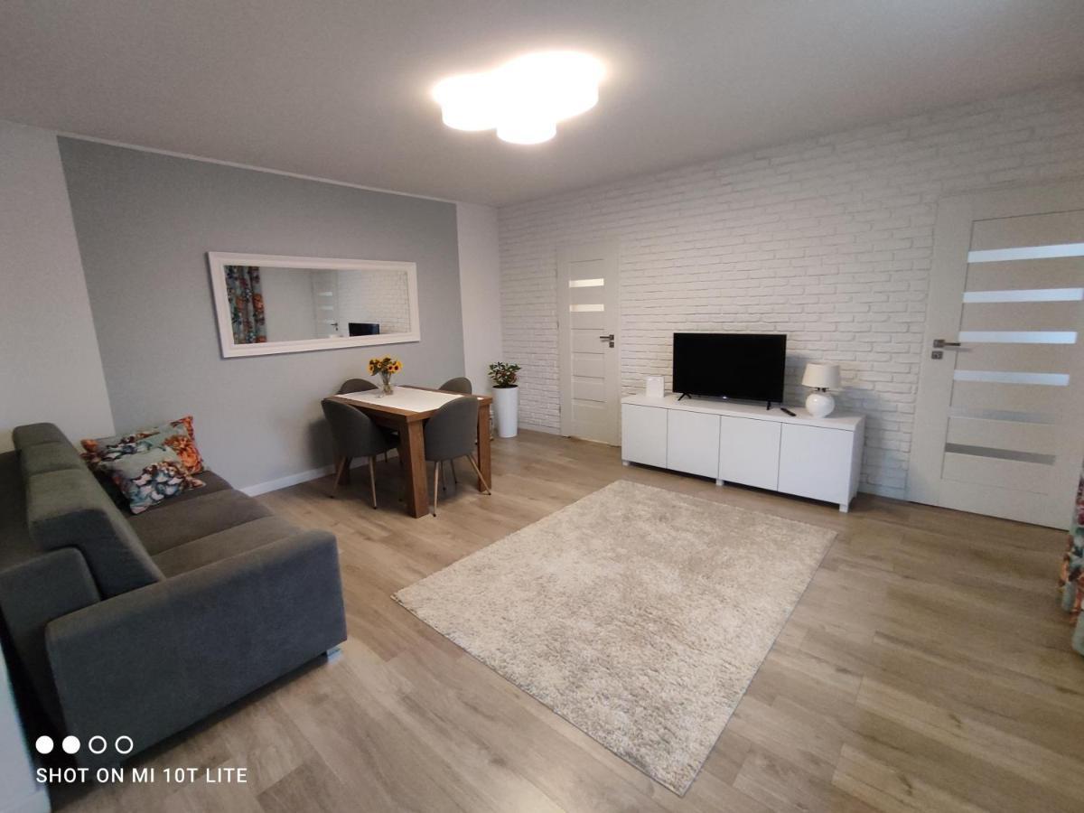 Apartment Mieszkanie Nad Jeziorem *
